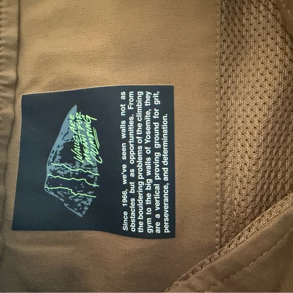 The Northface Pants (32) - Picture 4 of 5